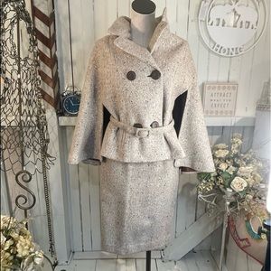 Vintage 1960s Wool Cape and Pencil Skirt Suit women's SMALL